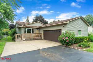 1665 SCOTT LAKE Road