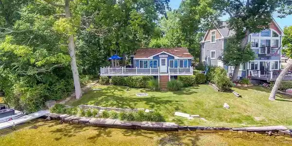52 VICTORIA ISLAND