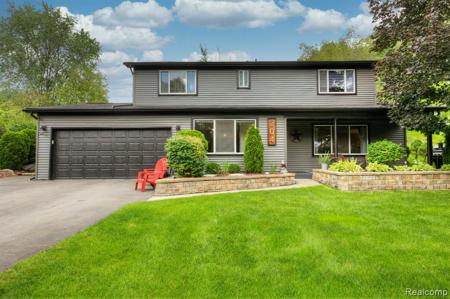 304 ARVIDA Street