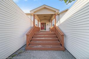 4960 OAK HILL DR