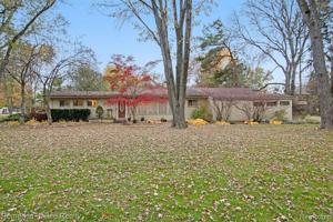 5872 KENMOOR Road