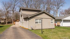 3435 COVENTRY Drive