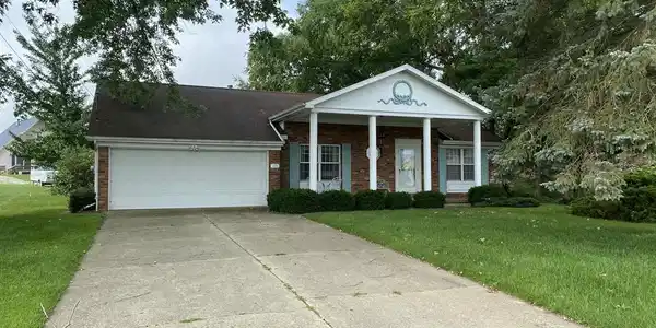 105 Riviera Court