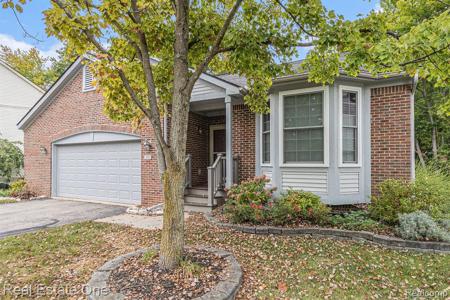 210 Shorewood Lane