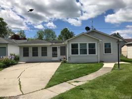 435 Little Ave.