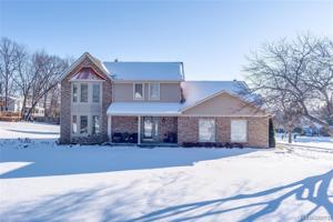 5836 Chestnut Hill Drive