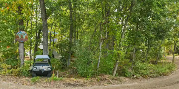 000 CANYON Drive