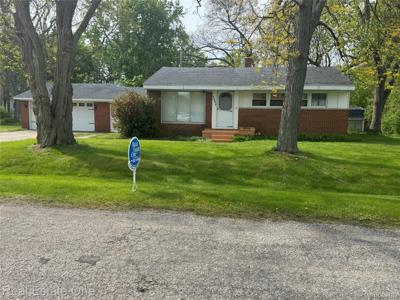 4865 Ross Drive