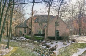 7686 DEVINS Ridge