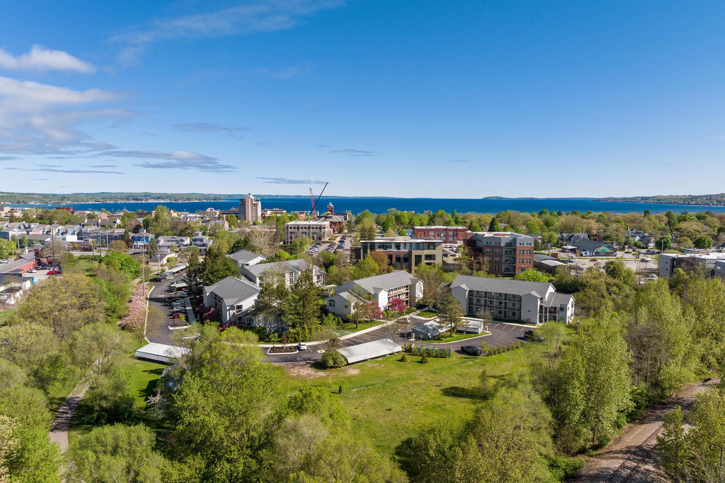 Image 2: 4-Aerial-View-3