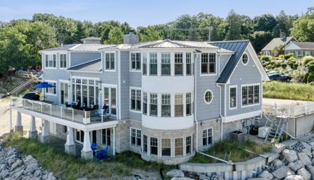 3698 Lake Shore Drive