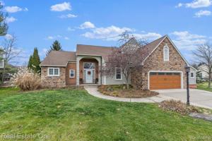 6758 CANTERBURY Lane