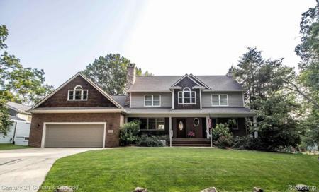 8308 Peninsular Drive