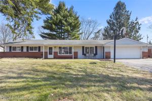 6828 SNOW APPLE Drive