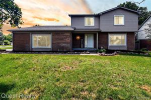 6401 CHESTNUT HILL Court