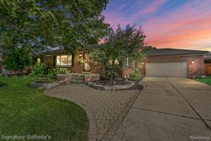 22625 BAYVIEW Drive