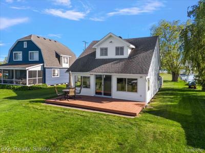 8395 N Channel Drive