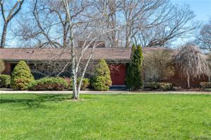 5074 DIANNA Drive