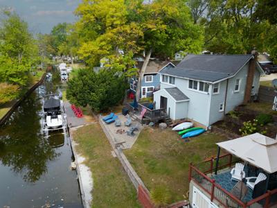 9487 Huron Street