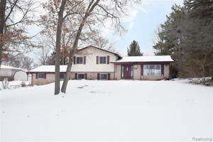 7389 CAPRI Drive