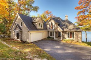 3731 DOROTHY Lane