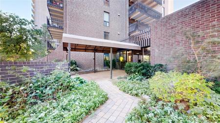 460 S Marion Parkway