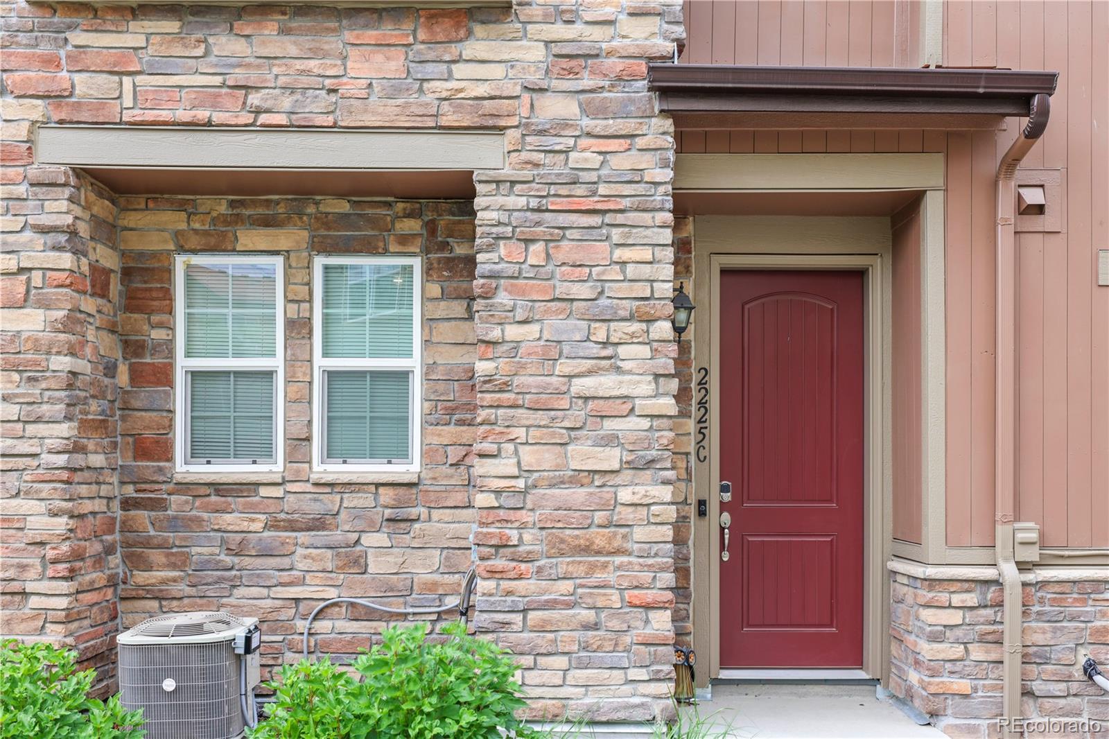 Image 3: Come on in and fall in love!