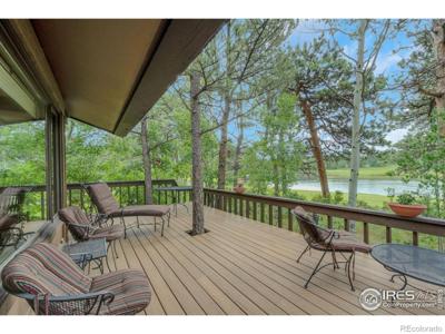 220 Fox Acres Drive W