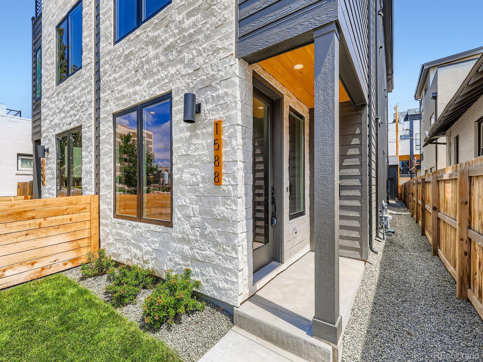 Image 3: 03 Exterior Front Entry.jpg