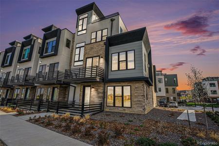 2321 Lakeshore Lane