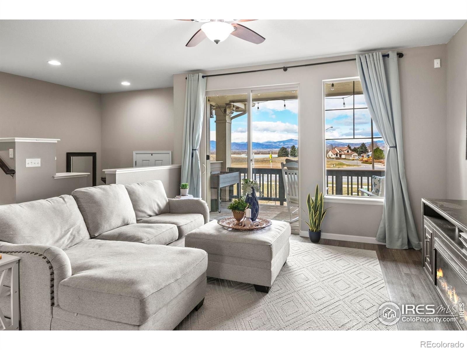 Image 4: Living Room and Deck