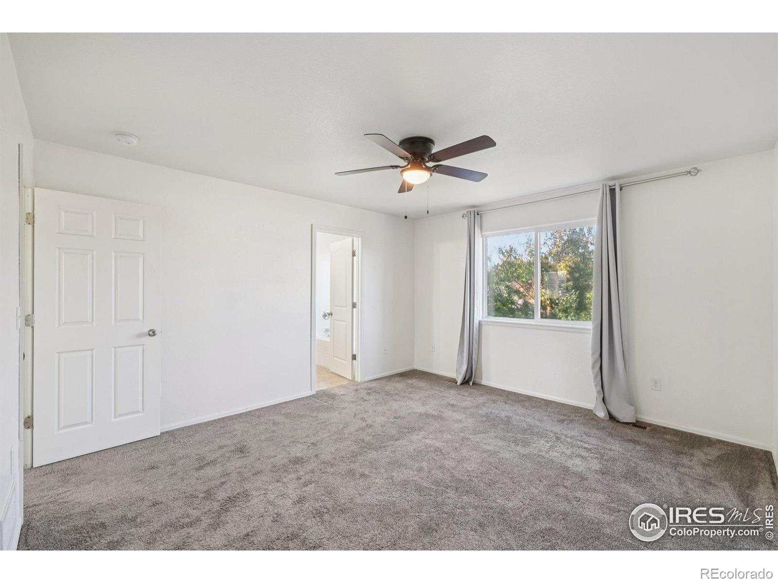 Image 4: Primary Suite