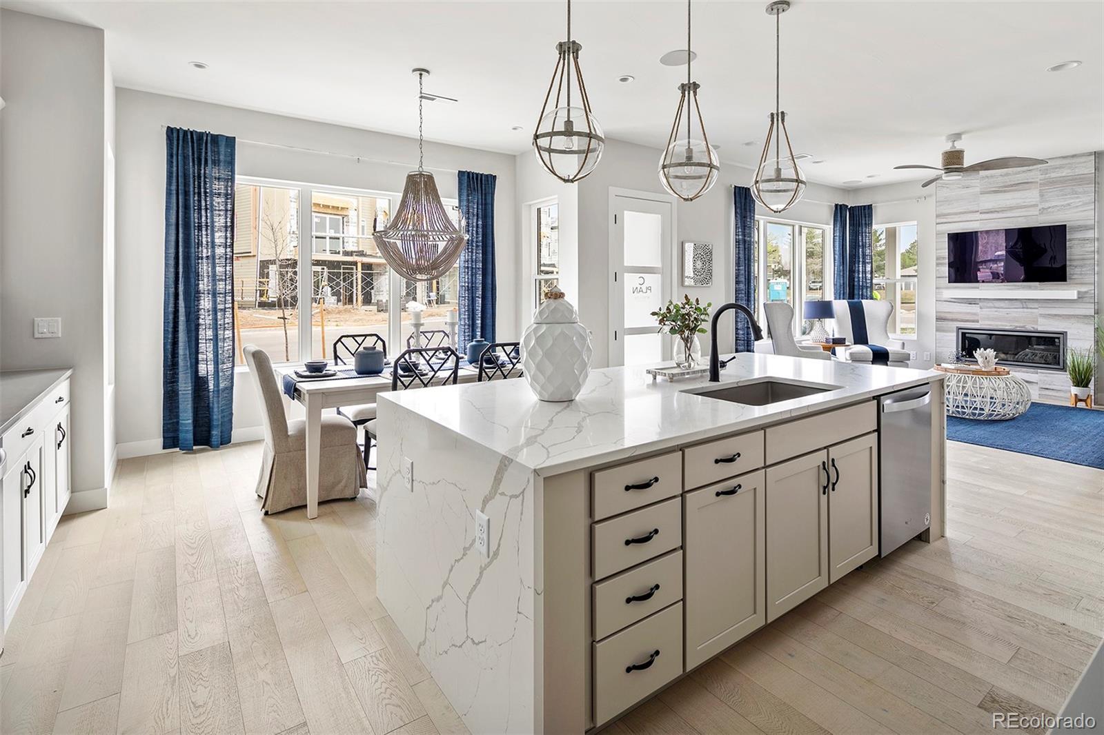 Image 1: (Designed by Awards Winning Interior Designer) Image 1: (Designed by Awards Winning Interior Designer)