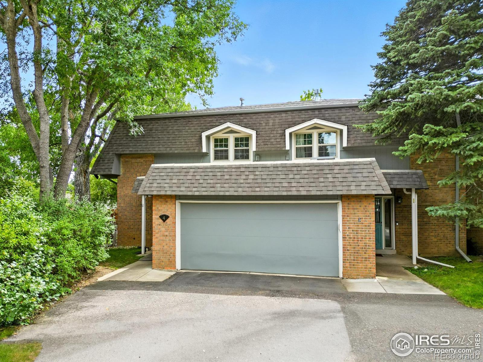 Image 1: One car garage