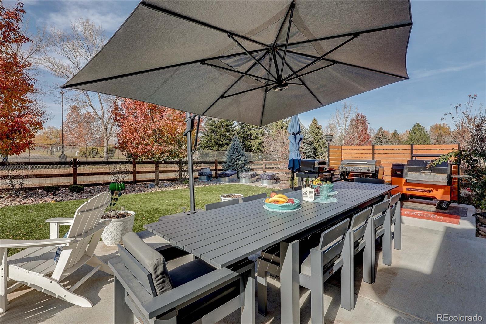 Image 3: PERFECT FOR OUTDOOR ENTERTAINING