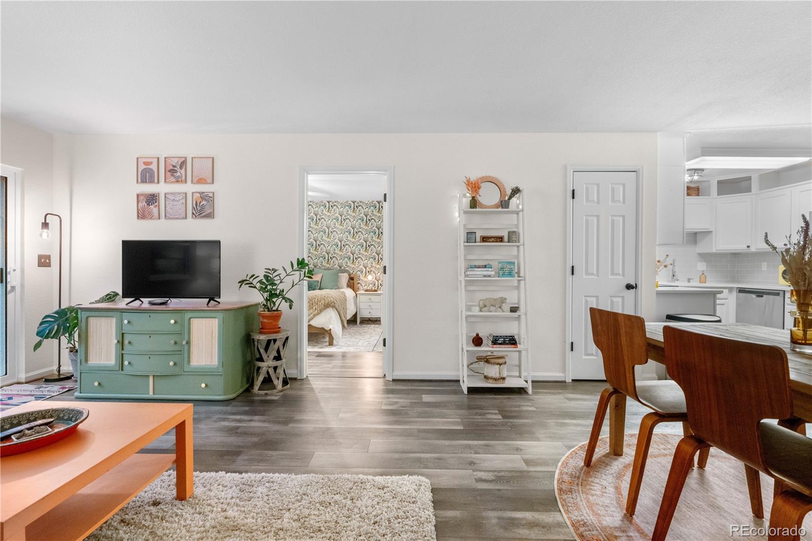 Image 1: Sunnyside gem of a townhome