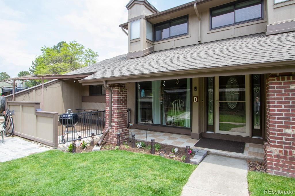Image 3: Covered Front Porch & Private Fenced Patio