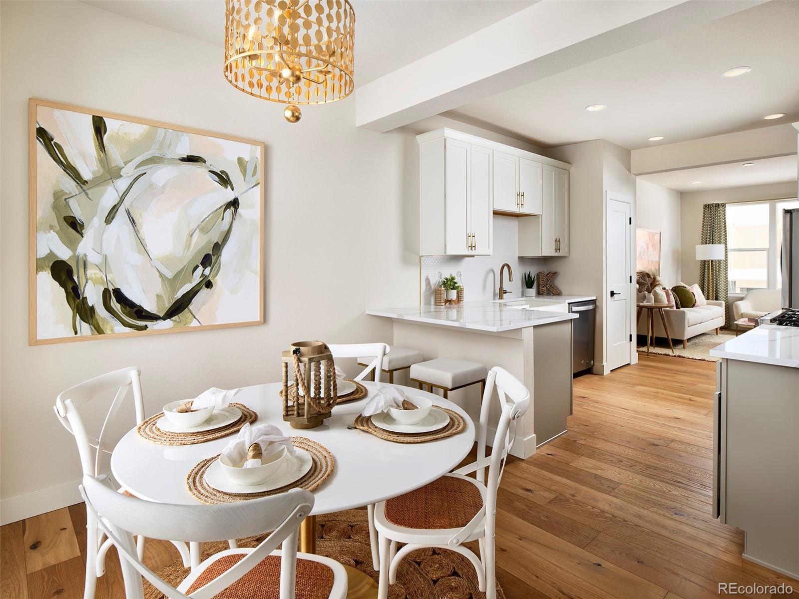 Image 3: Elevated second level main floor