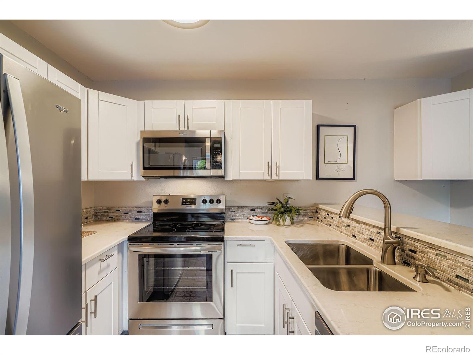 Image 3: New stainless appliances