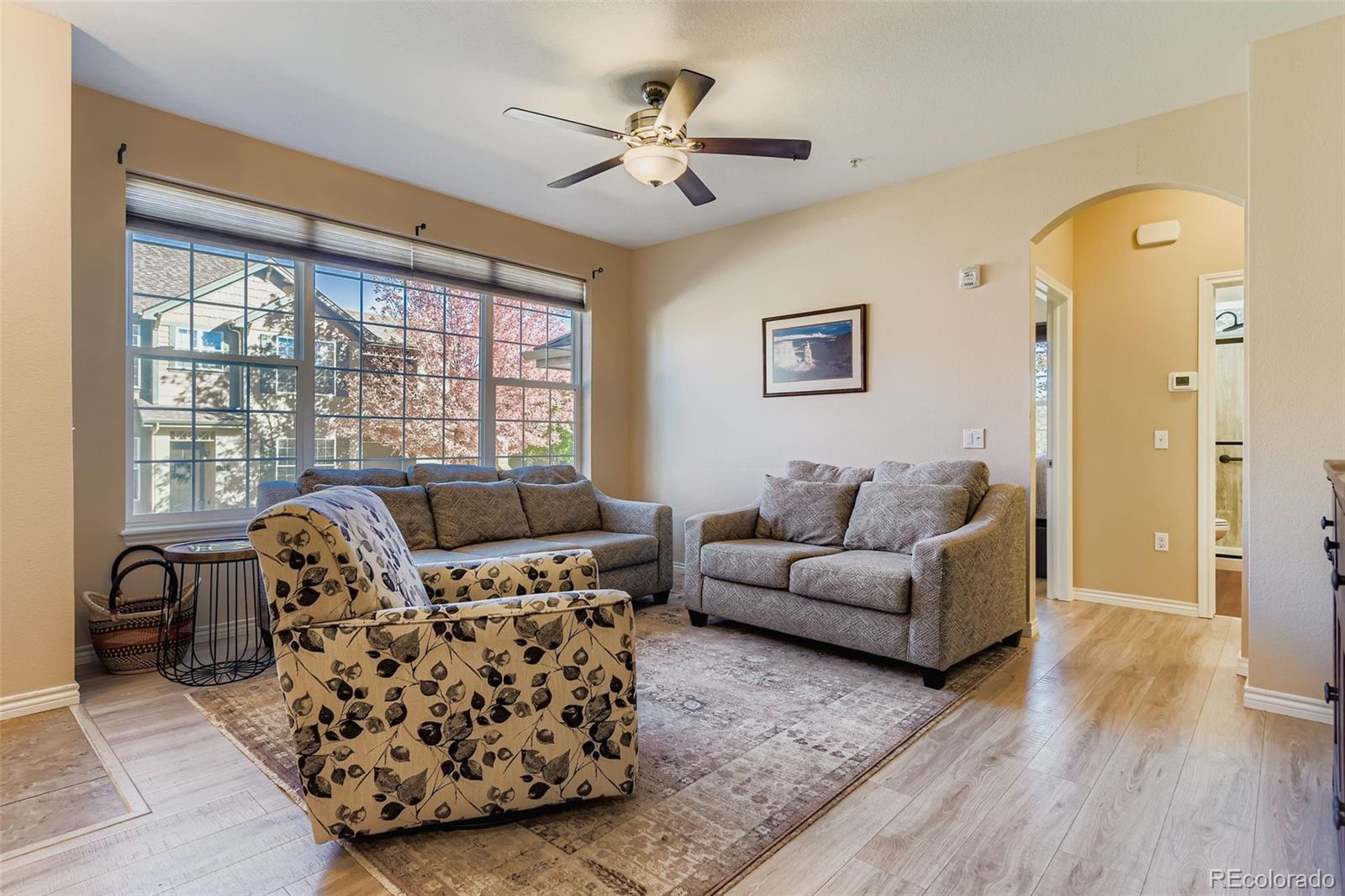 Image 4: Living Room Image 4: Living Room