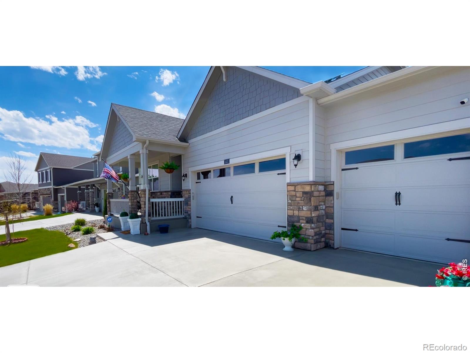 Image 2: Impeccable single family 3 bedroom, 2 bathroom, 3 car garage ranch house, with large basement and money-saving solar.