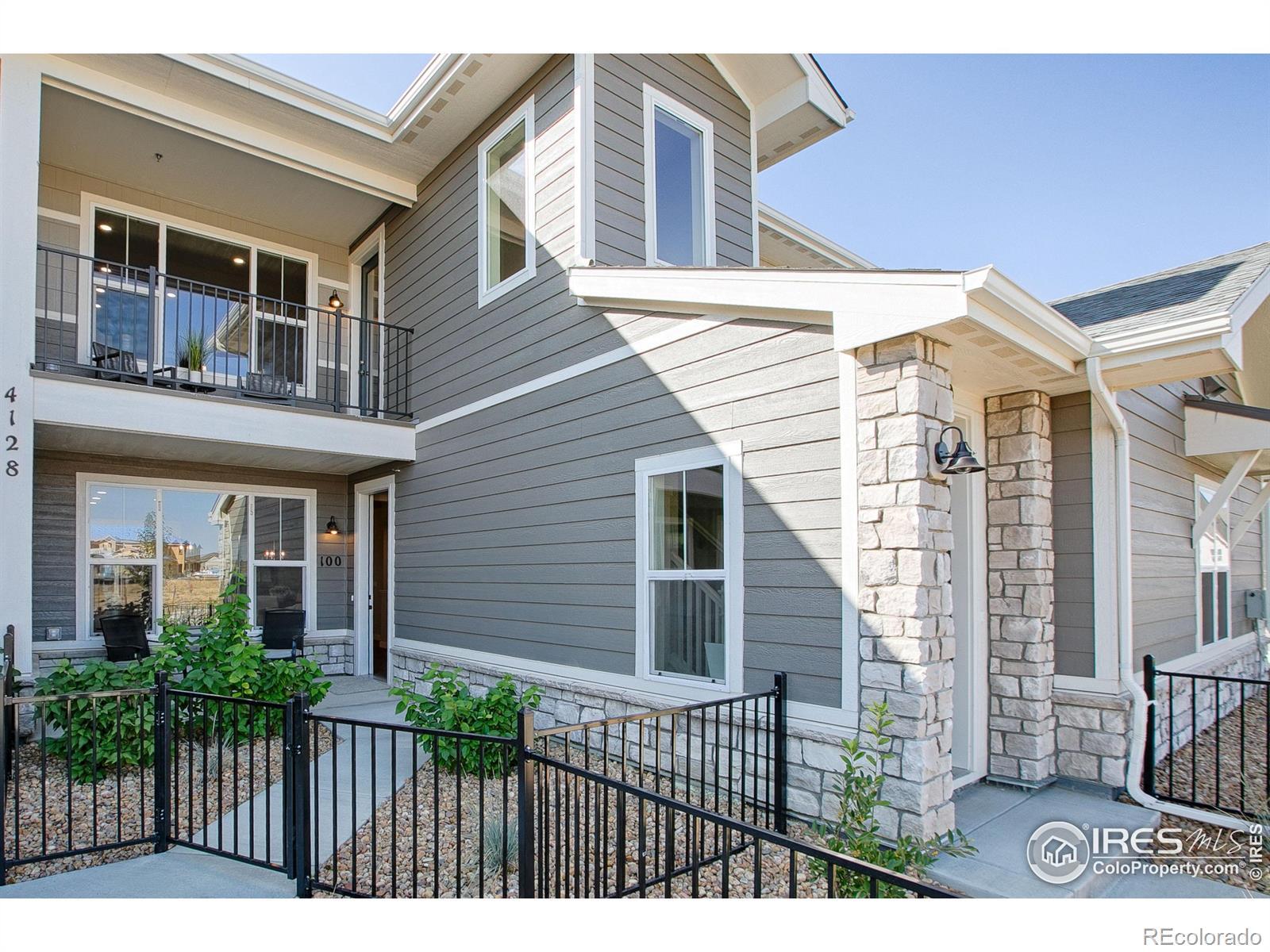 Image 1: Welcome home to main floor, ranch-style living! Photos of a previously built Cascade. Finishes may vary.