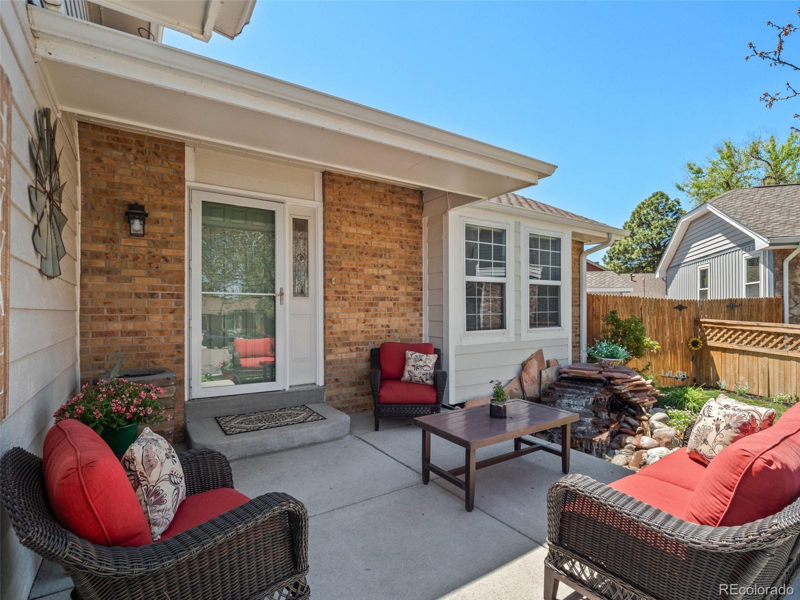 Image 2: Inviting front porch