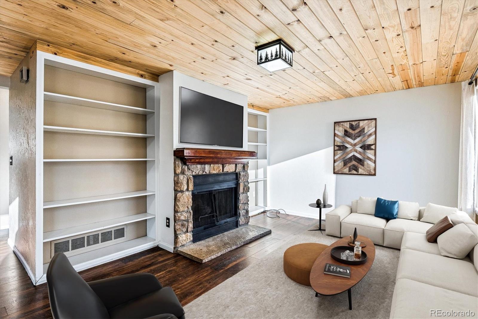 Image 2: Virtually Staged