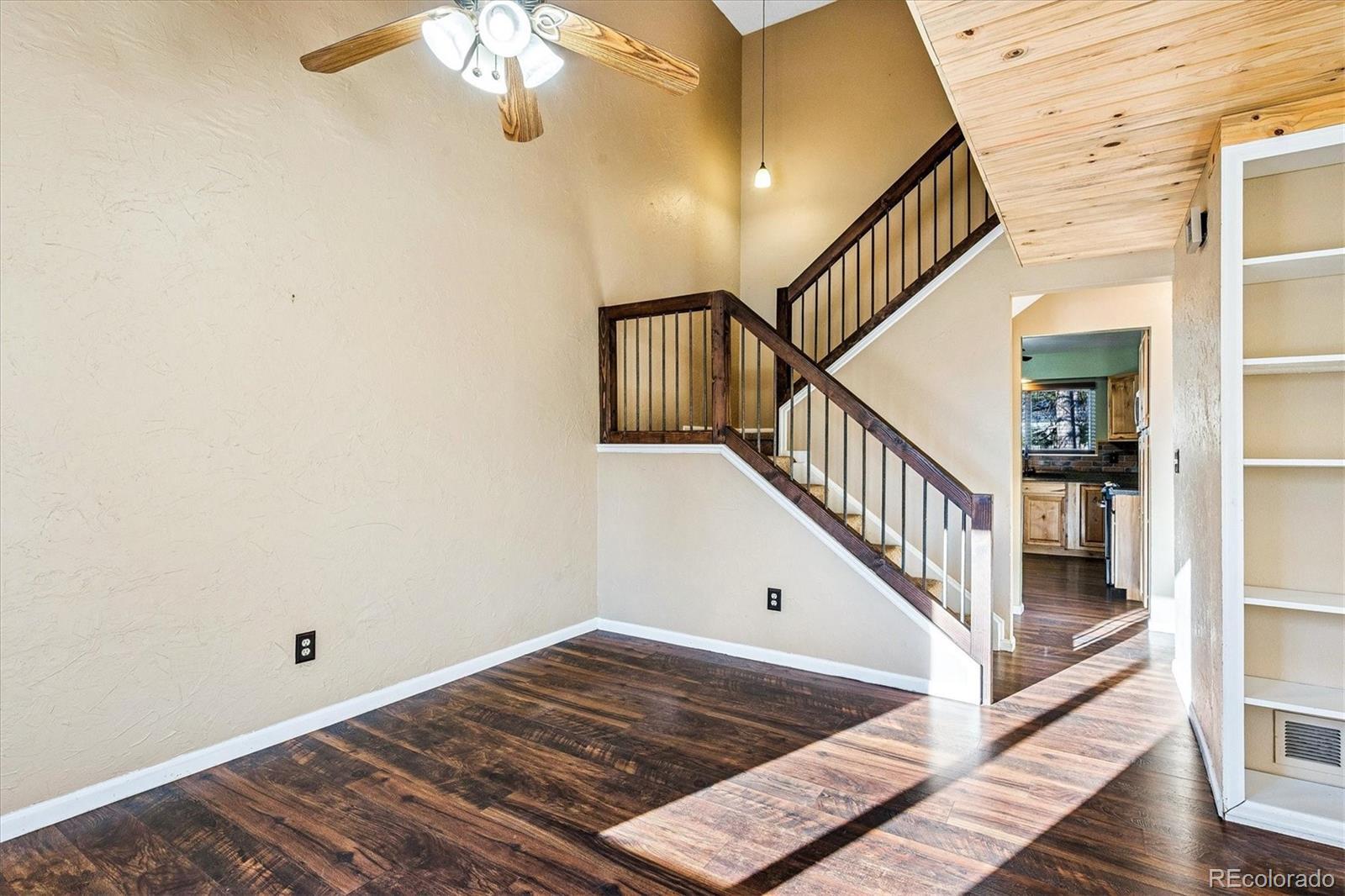 Image 3: Dining Room