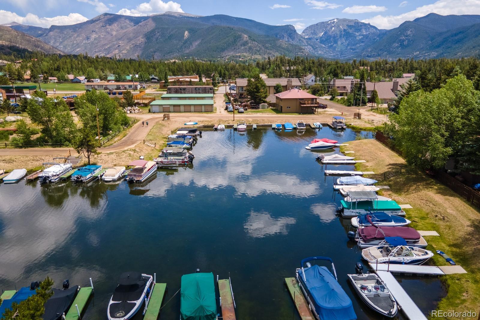 Image 2: Boat slip privileges! Image 2: Boat slip privileges!