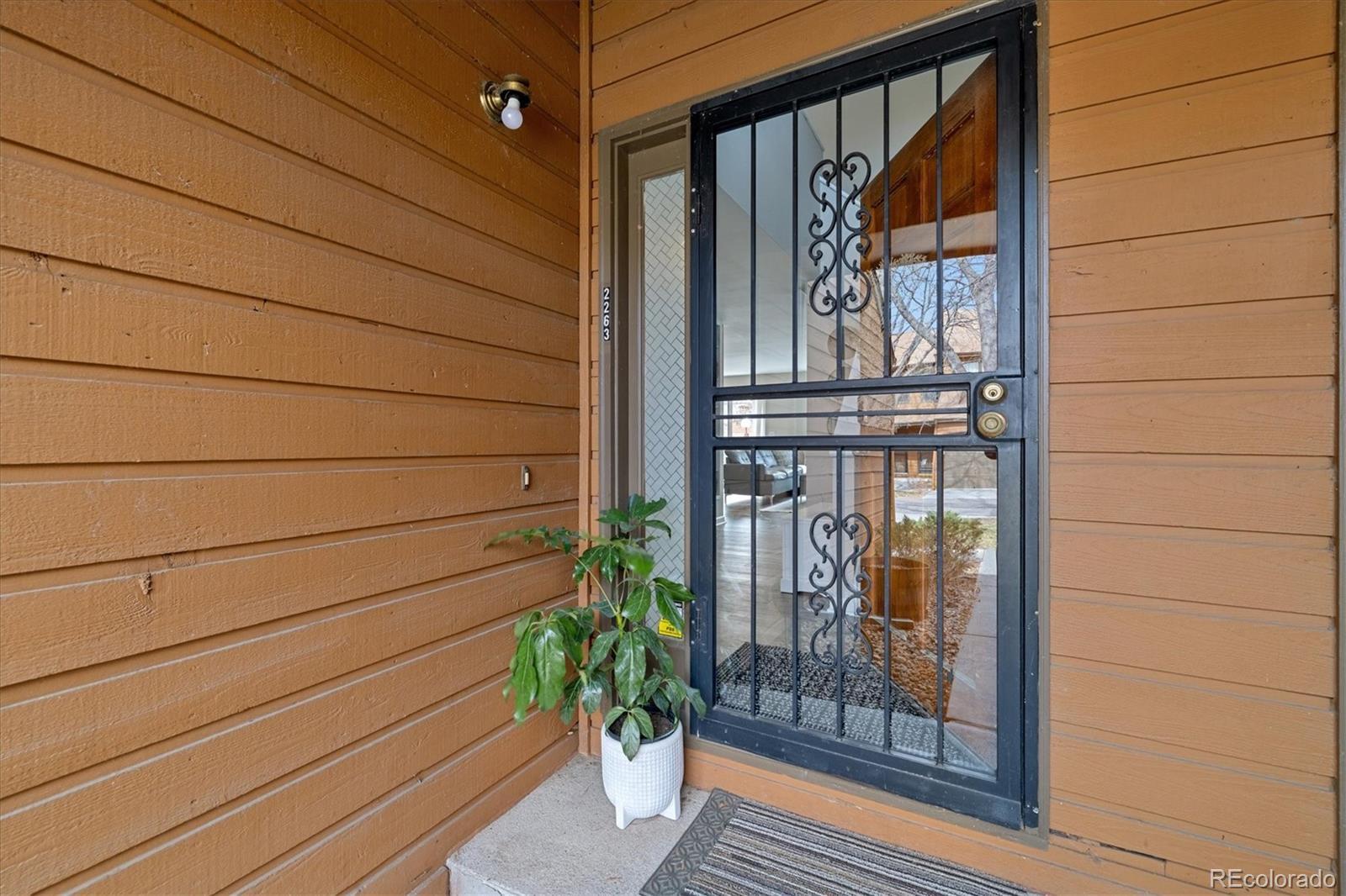 Image 3: Front porch