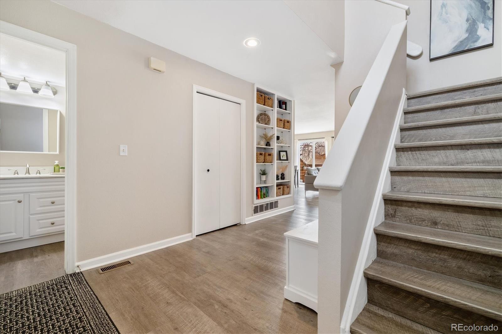 Image 4: Entry Foyer with vaulted ceiling