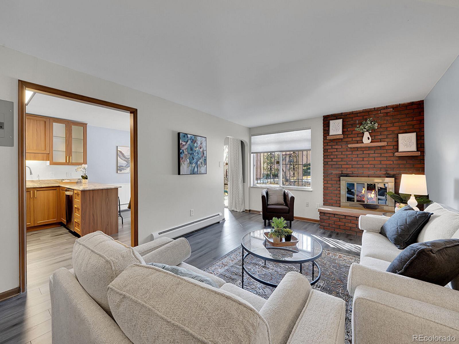 Image 2: Living Room