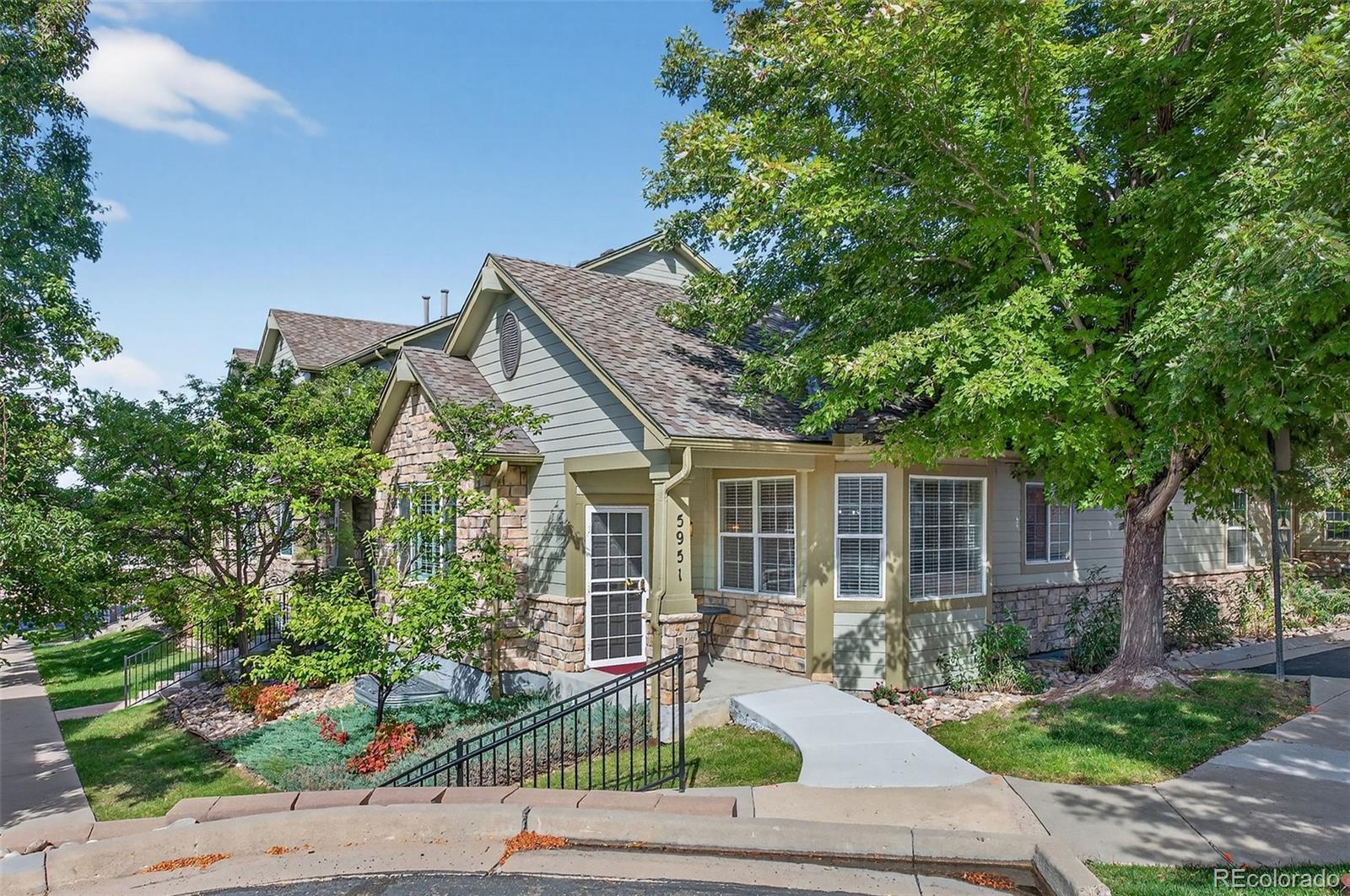 Image 3: 5951 S Wright Ct, Littleton, CO 80127 Image 3: 5951 S Wright Ct, Littleton, CO 80127